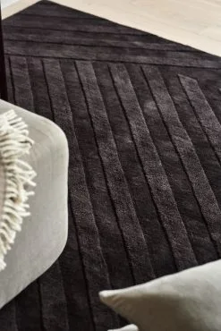 NJRD Levels Wollen Vloerkleed Stripes Bruin 7 NJRD Levels Wollen Vloerkleed Stripes Bruin -Vloerkleden winkel 504767 01 50 EnvironmentImage 7daf19eacd