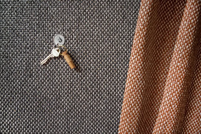 Brita Sweden Moor Vloerkleed Mud (zwart-terracotta) 4 Brita Sweden Moor Vloerkleed Mud (zwart-terracotta) - Afbeelding 2